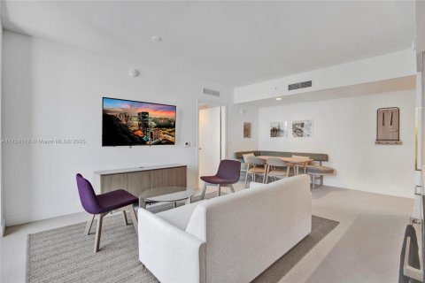 Condominio en venta en Miami, Florida, 2 dormitorios, 85.1 m2 № 1859839 - foto 4