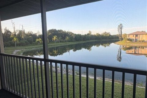 Copropriété à louer à Punta Gorda, Floride: 2 chambres, 88.91 m2 № 1804115 - photo 6