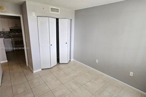 Copropriété à louer à Lake Worth, Floride: 3 chambres, 118.54 m2 № 1965162 - photo 4