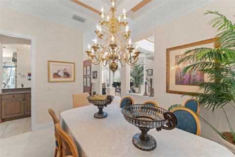 House in Orlando, Florida 8 bedrooms, 661.74 sq.m. № 1807455 - photo 19