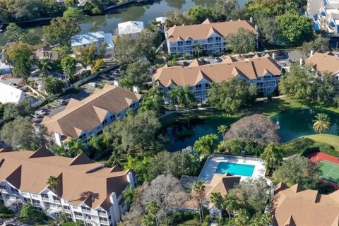 Copropriété à vendre à Sarasota, Floride: 2 chambres, 91.04 m2 № 2234004 - photo 26