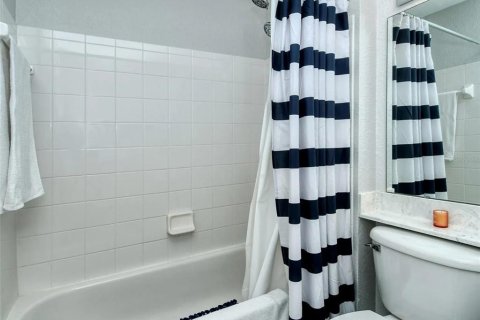 Copropriété à vendre à Sarasota, Floride: 2 chambres, 91.04 m2 № 2234004 - photo 12
