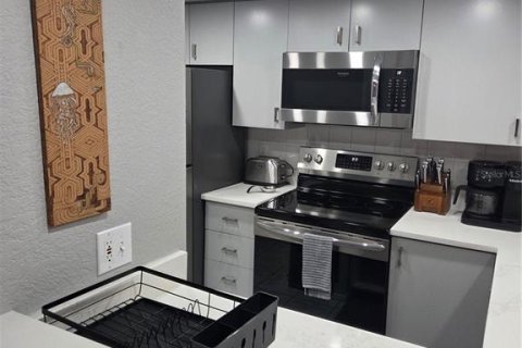 Copropriété à vendre à Sarasota, Floride: 2 chambres, 91.04 m2 № 2234004 - photo 6