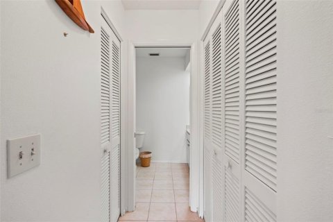Villa ou maison à vendre à Spring Hill, Floride: 2 chambres, 92.44 m2 № 2219271 - photo 18