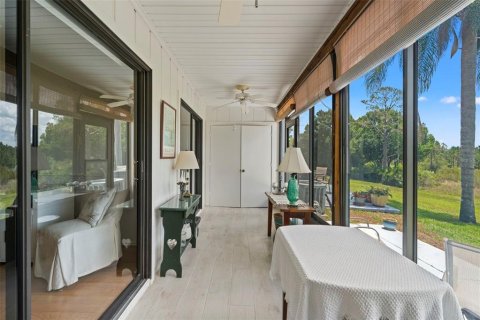 Villa ou maison à vendre à Spring Hill, Floride: 2 chambres, 92.44 m2 № 2219271 - photo 23