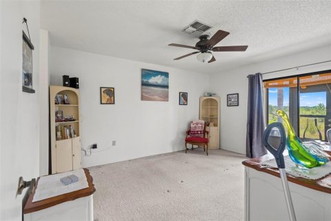 Villa ou maison à vendre à Spring Hill, Floride: 2 chambres, 92.44 m2 № 2219271 - photo 17
