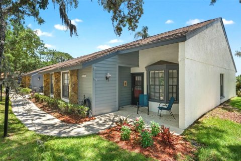 Villa ou maison à vendre à Spring Hill, Floride: 2 chambres, 92.44 m2 № 2219271 - photo 4