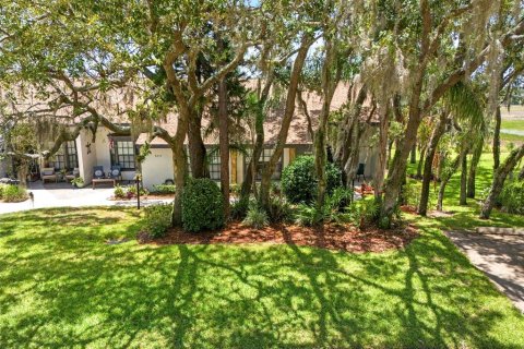 Villa ou maison à vendre à Spring Hill, Floride: 2 chambres, 92.44 m2 № 2219271 - photo 6