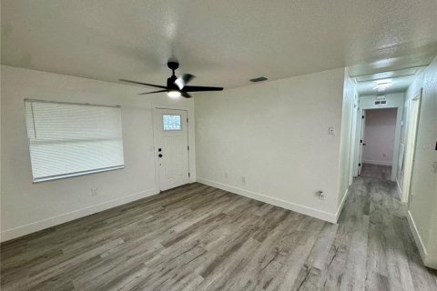 House in Arcadia, Florida 3 bedrooms, 75.81 sq.m. № 1884588 - photo 3
