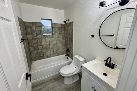 House in Arcadia, Florida 3 bedrooms, 75.81 sq.m. № 1884588 - photo 10