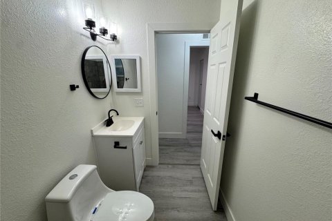 House in Arcadia, Florida 3 bedrooms, 75.81 sq.m. № 1884588 - photo 11