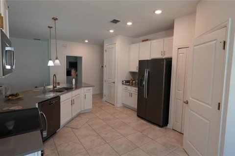 Casa en alquiler en Kissimmee, Florida, 3 dormitorios, 196.49 m2 № 1757994 - foto 8