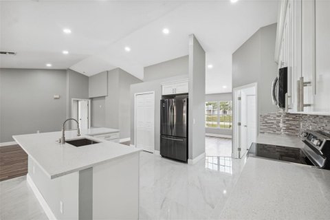 Купить виллу или дом в Спринг-Хилл, Флорида 7 комнат, 184.5м2, № 1767446 - фото 17