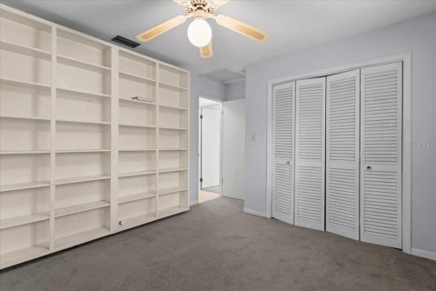 House in Gainesville, Florida 4 bedrooms, 170.48 sq.m. № 2102314 - photo 28