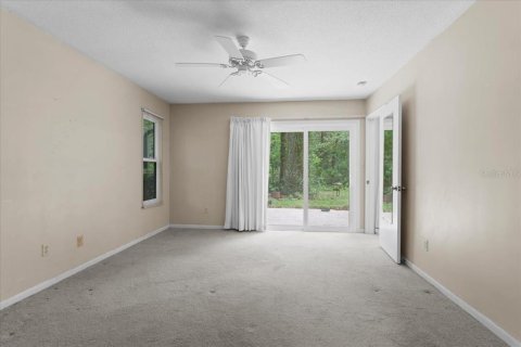 House in Gainesville, Florida 4 bedrooms, 170.48 sq.m. № 2102314 - photo 17