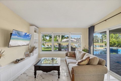 House in Fort Myers, Florida 3 bedrooms, 133.41 sq.m. № 1884355 - photo 22