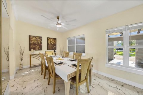House in Fort Myers, Florida 3 bedrooms, 133.41 sq.m. № 1884355 - photo 20