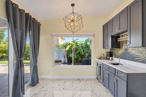 House in Fort Myers, Florida 3 bedrooms, 133.41 sq.m. № 1884355 - photo 18