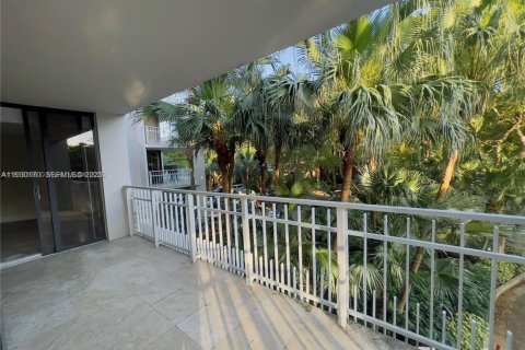 Снять в аренду кондоминиум в Майами, Флорида 2 спальни, 121.89м2, № 1988946 - фото 15