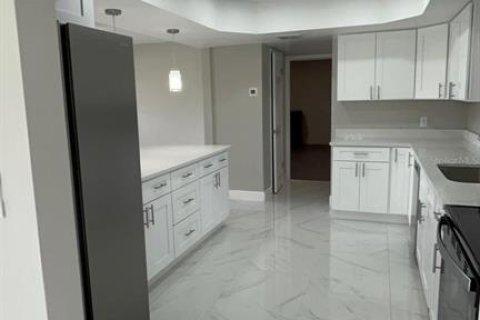 House in Orlando, Florida 3 bedrooms, 141.3 sq.m. № 1801663 - photo 17