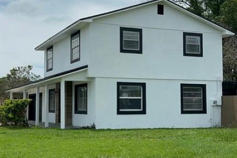 House in Orlando, Florida 3 bedrooms, 141.3 sq.m. № 1801663 - photo 2