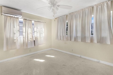 Condo in Pompano Beach, Florida, 1 bedroom  № 2086025 - photo 10