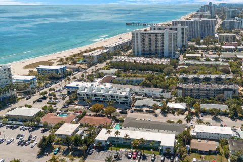 Condo in Pompano Beach, Florida, 1 bedroom  № 2086025 - photo 20
