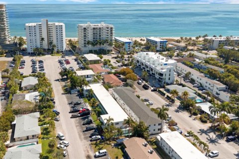 Condo in Pompano Beach, Florida, 1 bedroom  № 2086025 - photo 18