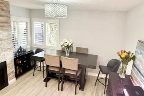 Townhouse in Boca Raton, Florida 3 bedrooms, 161.46 sq.m. № 2066201 - photo 8