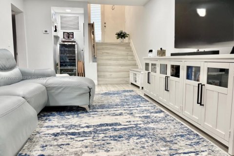 Townhouse in Boca Raton, Florida 3 bedrooms, 161.46 sq.m. № 2066201 - photo 10