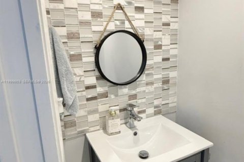 Townhouse in Boca Raton, Florida 3 bedrooms, 161.46 sq.m. № 2066201 - photo 12