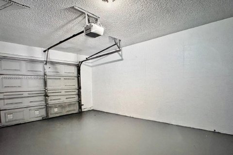 Townhouse in Boca Raton, Florida 3 bedrooms, 161.46 sq.m. № 2066201 - photo 28