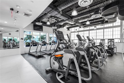 Condominio en venta en Miami, Florida, 1 dormitorio, 79.9 m2 № 2248823 - foto 22
