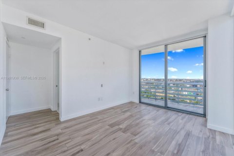 Copropriété à vendre à Miami, Floride: 2 chambres, 121.79 m2 № 2043184 - photo 15