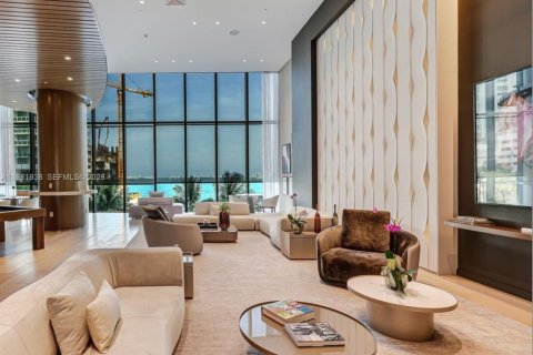 Copropriété à vendre à Miami, Floride: 2 chambres, 121.79 m2 № 2043184 - photo 18