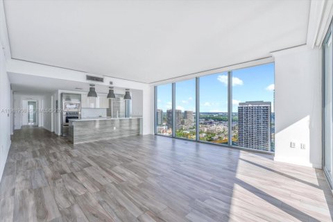 Copropriété à vendre à Miami, Floride: 2 chambres, 121.79 m2 № 2043184 - photo 7