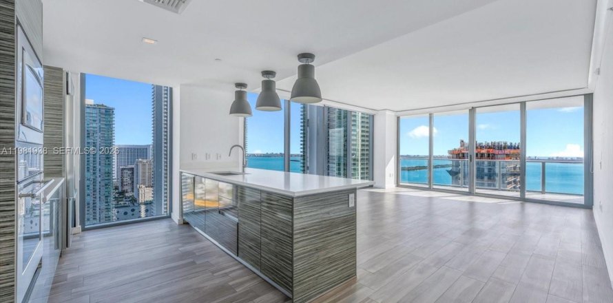 Condo à Miami, Floride, 2 chambres  № 2043184