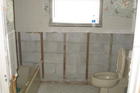 Casa en venta en New Port Richey, Florida, 2 dormitorios, 161.19 m2 № 1761477 - foto 7