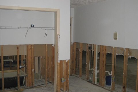 Casa en venta en New Port Richey, Florida, 2 dormitorios, 161.19 m2 № 1761477 - foto 9