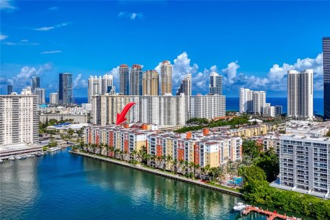 Copropriété à louer à Sunny Isles Beach, Floride: 1 chambre, 62.52 m2 № 2421520 - photo 16