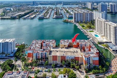 Copropriété à louer à Sunny Isles Beach, Floride: 1 chambre, 62.52 m2 № 2421520 - photo 20