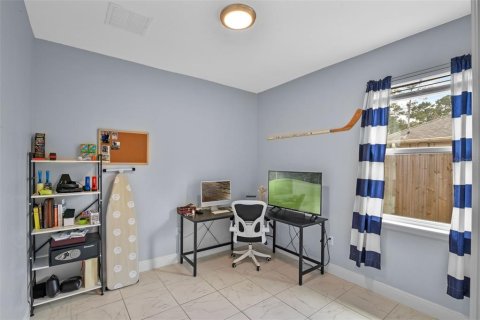 House in Deltona, Florida 4 bedrooms, 154.22 sq.m. № 1765601 - photo 24