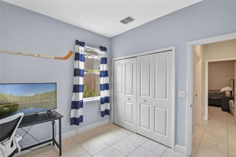 House in Deltona, Florida 4 bedrooms, 154.22 sq.m. № 1765601 - photo 25