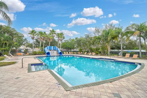 Villa ou maison à vendre à Bradenton, Floride: 3 chambres, 212.47 m2 № 1725439 - photo 7