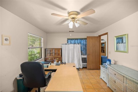House in Ocala, Florida 5 bedrooms, 274.25 sq.m. № 1280400 - photo 23