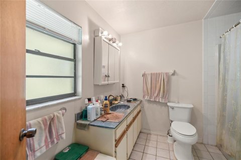 House in Ocala, Florida 5 bedrooms, 274.25 sq.m. № 1280400 - photo 15
