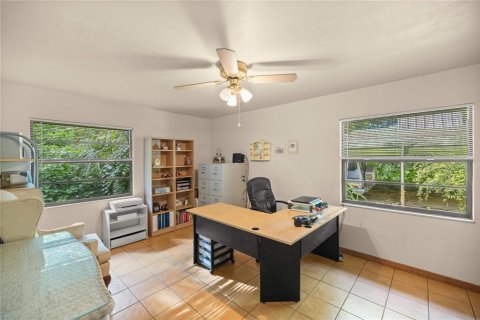House in Ocala, Florida 5 bedrooms, 274.25 sq.m. № 1280400 - photo 22
