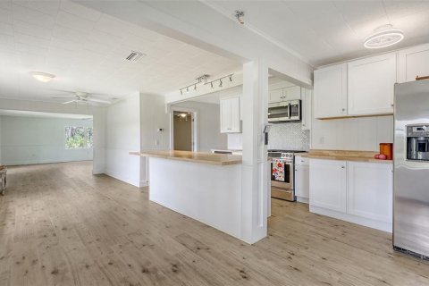 Casa en alquiler en Bradenton, Florida, 3 dormitorios, 153.29 m2 № 1820541 - foto 10