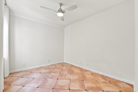 Villa ou maison à louer à Boca Raton, Floride: 3 chambres, 173.36 m2 № 2301529 - photo 13