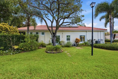 Villa ou maison à louer à Boca Raton, Floride: 3 chambres, 173.36 m2 № 2301529 - photo 4
